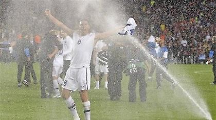 Τα έκανε… μούσκεμα η «Μπάρτσα» (video)