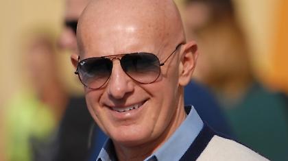 Σάκι: «Παίζει μόνο για τον εαυτό του ο Ιμπραΐμοβιτς»