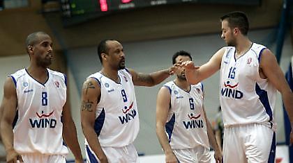 Αγχωτική νίκη