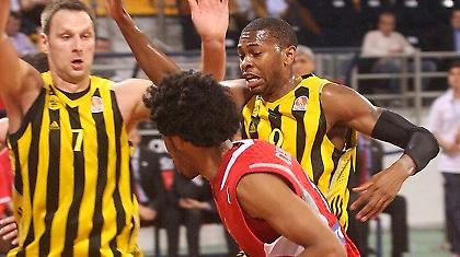 Όλοι πήραν... σκούπες