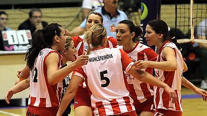 «Συγχαρητήρια σε κοπέλες και τεχνικό τιμ»