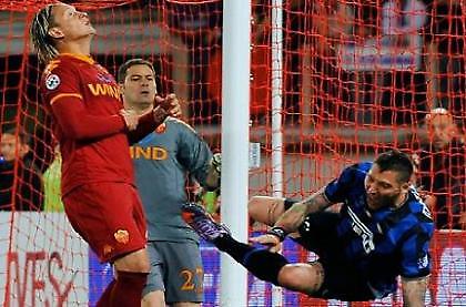 Ματεράτσι: «Με χτύπησε, αλλά τον ευχαριστώ» (video)