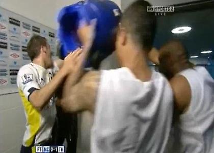 «Μπουγέλο»… live για τον Χάρι Ρέντναπ! (video)