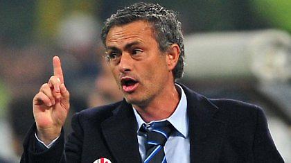 Μουρίνιο: «Τώρα δώστε το πριμ του Κυπέλλου… στη Σιένα»