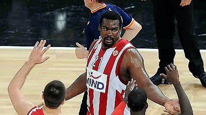 Σχορτσανίτης: «Με θέληση και πάθος κόντρα στην Μπαρτσελόνα»