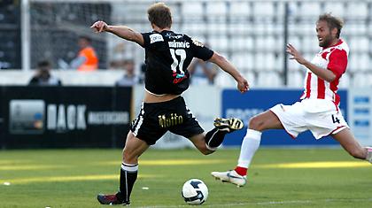 Ανάβεις φωτιές, κόβεις πόδια…