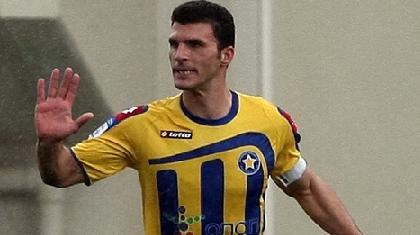 Λαζαρίδης: «Φεύγω για οικογενειακούς λόγους»