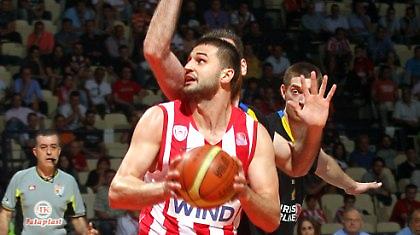 Κλέιζα: «Σέβομαι τον Μπραζάουσκας, αλλά…»