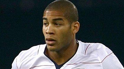 Έμεινε ο Ονιέβου