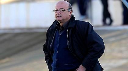 Τέλος ο Φοιρός