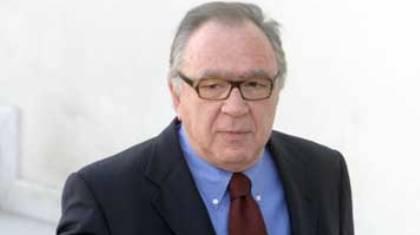 Στα γραφεία ο Κόκκαλης