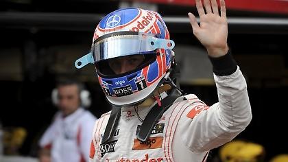 Σαν να τα αλλάζει ο Μπάτον