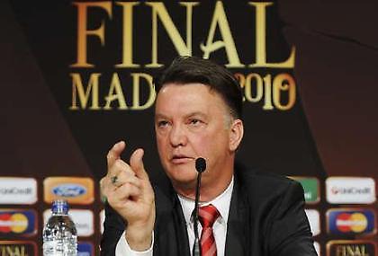 Φαν Xάαλ: «Καλύτερες Γιουνάιτεντ και Μπάρτσα, αλλά…»