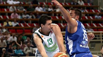 Διαμαντίδης: «Το μυαλό μας δεν ταξιδεύει στους τελικούς»