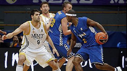 Όρθια στη Σεβίλλη η Ρεάλ