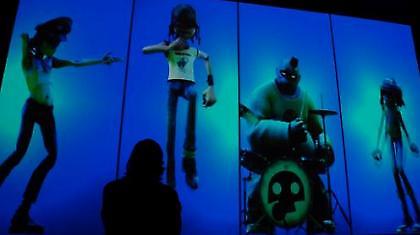 Στο… κενό των U2, οι Gorillaz!