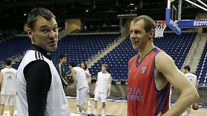 Εκτός Μουντομπάσκετ «Σάρας» και «Σίσκα»