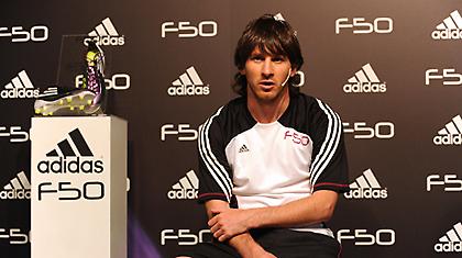 Η adidas λανσάρει το πιο ελαφρύ ποδοσφαιρικό παπούτσι: F50 adiZero