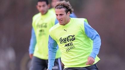 «Γλυκοκοιτάζει» τον Φορλάν η Τότεναμ