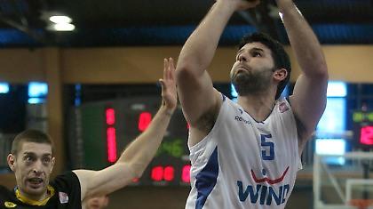 Παπαμακάριος: «Πρέπει να δείχνεις σεβασμό»!