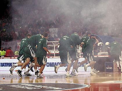 Εικόνες από τα όσα έγιναν στο ΣΕΦ