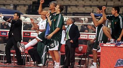 «Πράσινοι» πανηγυρισμοί στα αποδυτήρια!