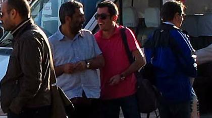 Ο Σωτήρης και οι καρχαρίες