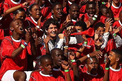 NIKE: Παρουσιάζει προπονητικό κέντρο στο Σοβέτο για την τοπική κοινότητα