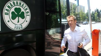 Υπογράφει αύριο