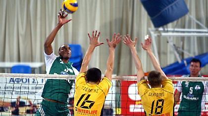 Παραμένει «κιτρινόμαυρος» ο Τζελάτης