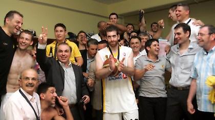 «Θα συνεχίζουμε να στηρίζουμε»