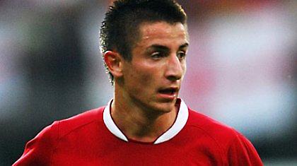 Τόσιτς και επίσημα