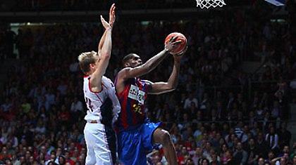 Πρωταθλήτρια με «σκούπα» η Κάχα Λαμποράλ! (video)