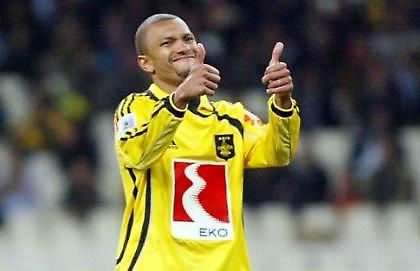 Αποσύρθηκε ο Αμορόζο