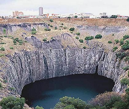 Περπατώντας στην πόλη των διαμαντιών