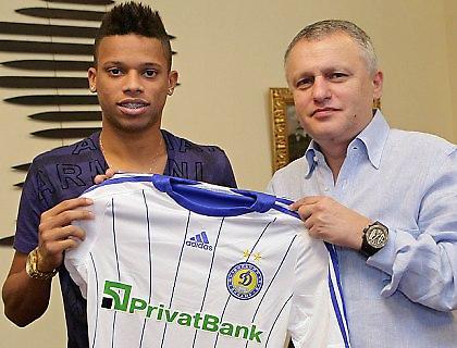 Ντιναμό Κιέβου: Απέκτησε αστεράκι από την Σάντος