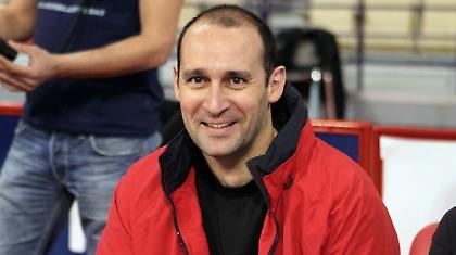 Ταξίδι «αστραπή» Αγγελόπουλου στη Μαδρίτη