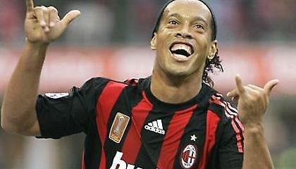 «Νέος Μπέκαμ» σκέφτεται να γίνει ο Ροναλντίνιο