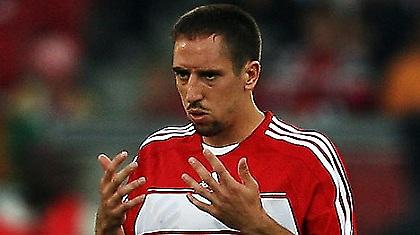 Νυστέρι για Ριμπερί