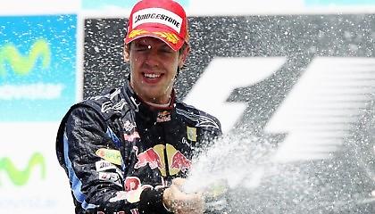 Ξανά στην κορυφή ο Φέτελ!