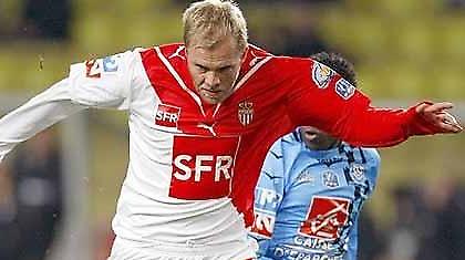 Στο ακουστικό του ο Γκούντγιονσεν