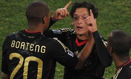 «Μπαμ» με Οζίλ η Μπαρτσελόνα!