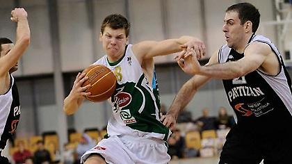 Πήρε Κλόμπουτσαρ η Παρτιζάν