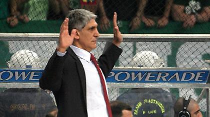 Γιαννάκης και επίσημα