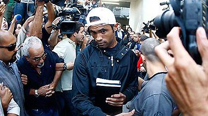 Goalkeeper… killer! (video)