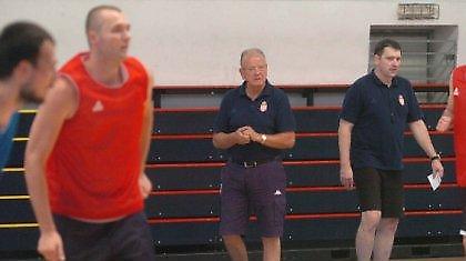 «Έκοψε» Έρτσεγκ κι άλλους δύο ο Ίβκοβιτς