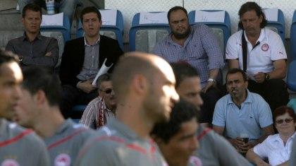 Υπό το βλέμμα του Μαρινάκη (pic)