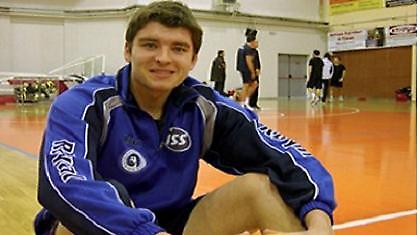 Κόντρα «αιωνίων» για τον Φιλίποφ