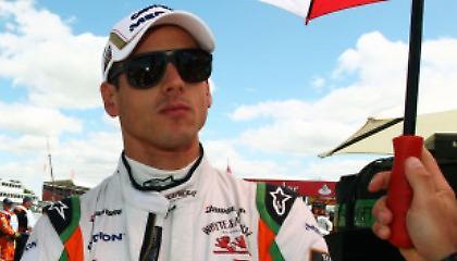 Ακόμη ένας εχθρός για τον Φέτελ!