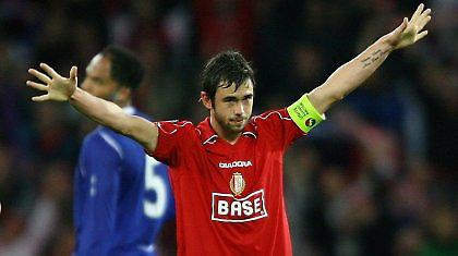 Πρόταση για Ντεφούρ ετοιμάζει η Λίβερπουλ